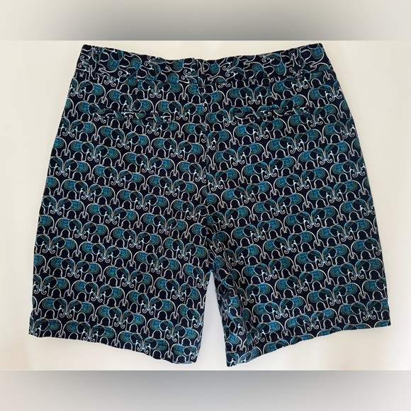Crown & Ivy Women’s Elephant Patterned Shorts Size 12 Navy Blue Green Preppy - Picture 3 of 7